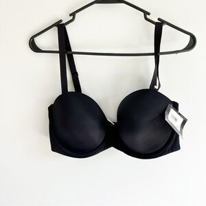 NWT Maidenform Love the Lift Natural Boost Demi T-Shirt Bra in Black/Latte 38D